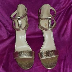 Gold Nine West Heels-NWOT